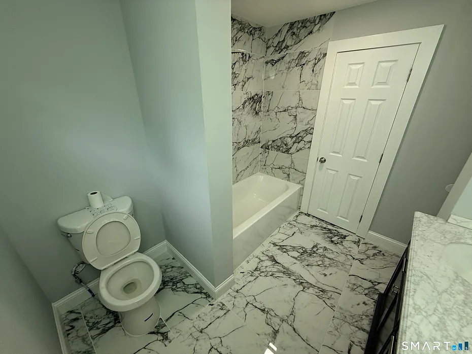 62 Mowry Avenue Photo 20