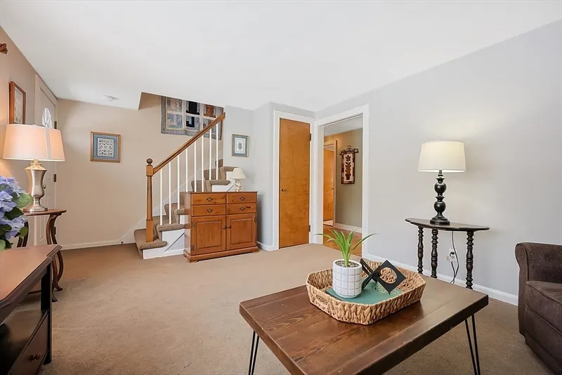 398 High Rock Street Photo 13