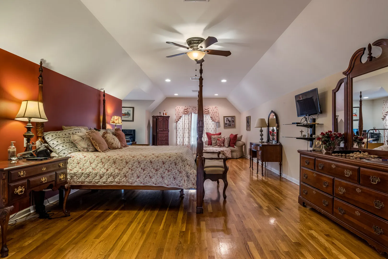 9 Pierpont Court Photo 27