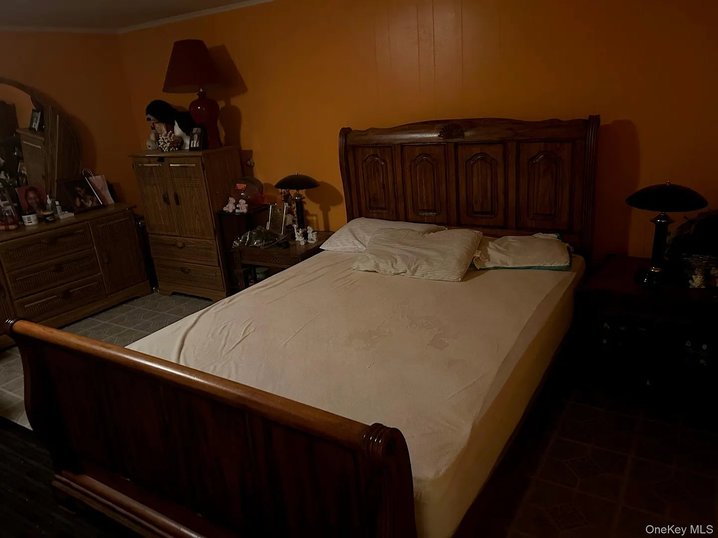 107 Sneden Place W #107 Photo 36