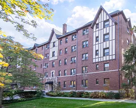 622 Pelhamdale Avenue  #16