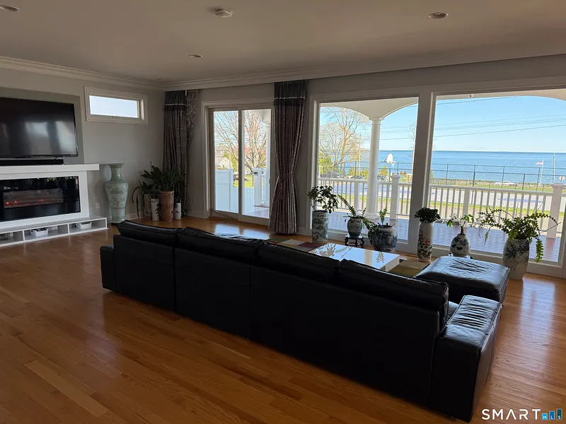 40 Hawley Avenue Photo 23