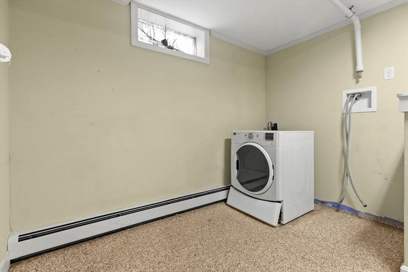 85 Gile St Photo 24