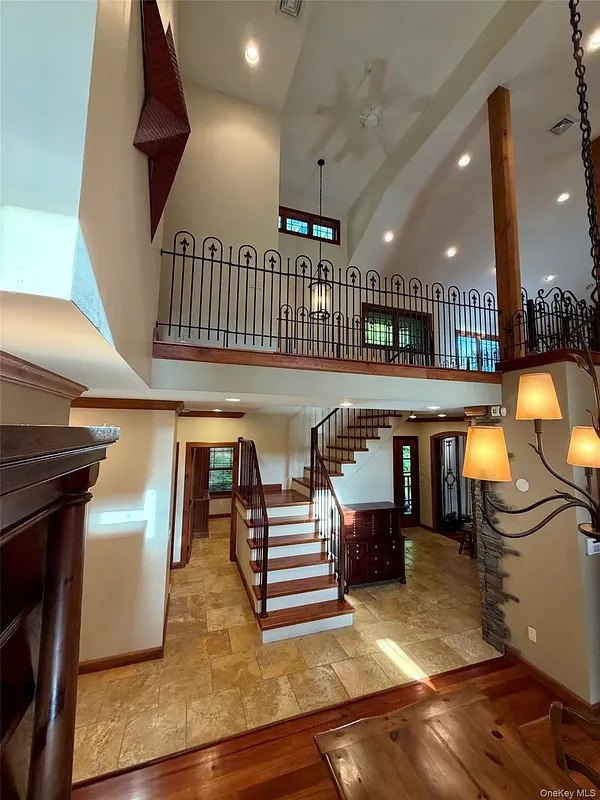 5 Cortlandt Manor Road Photo 12