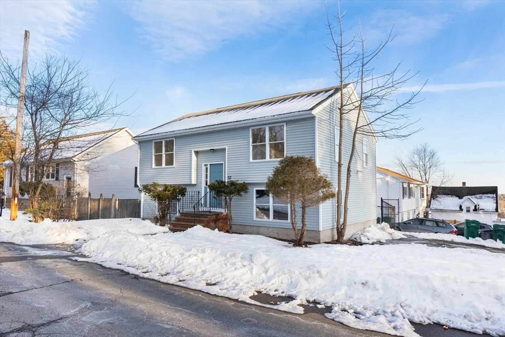 51 Belmont Ave Photo 19