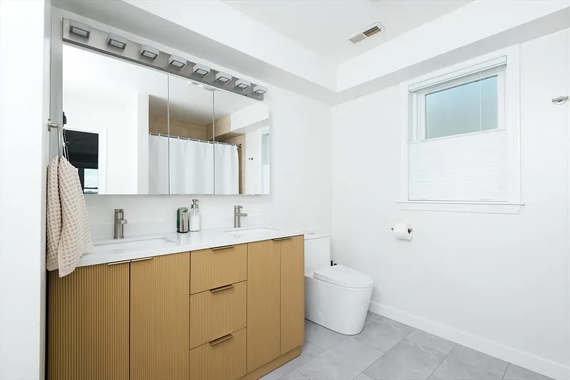 8 Brinton St #2 Photo 22