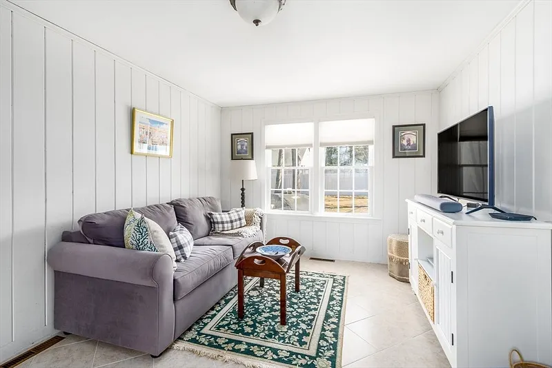 25 Augusta Photo 10