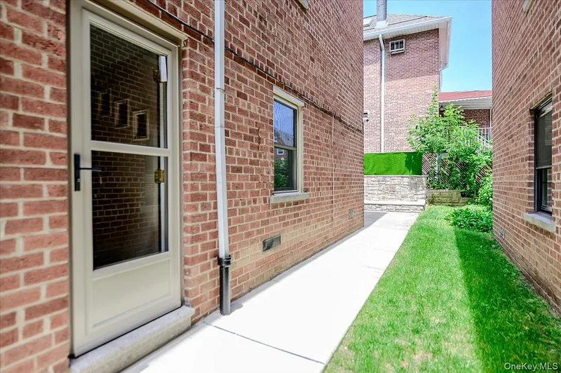 1183 Neill Avenue Photo 28