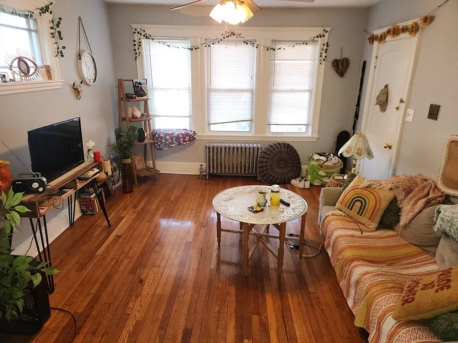691 River St  #3 Photo 1