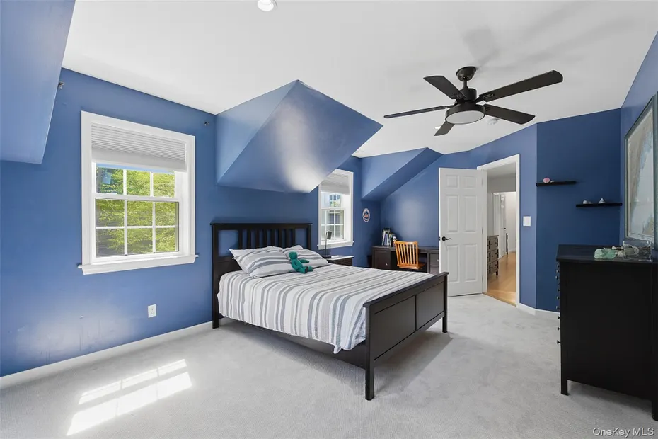 136 Devonshire Road Photo 24