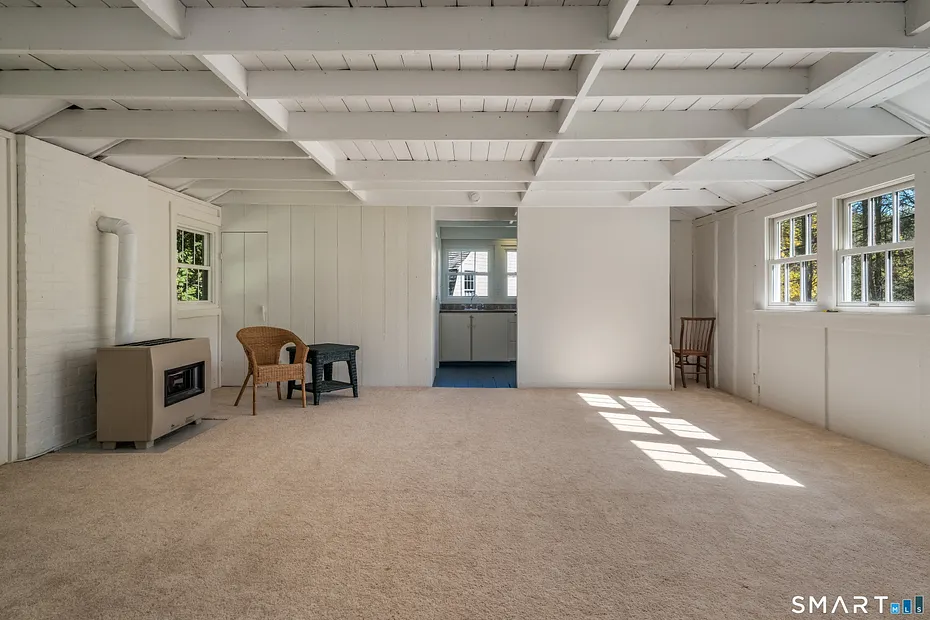 1 Honey Hill Lane Photo 37