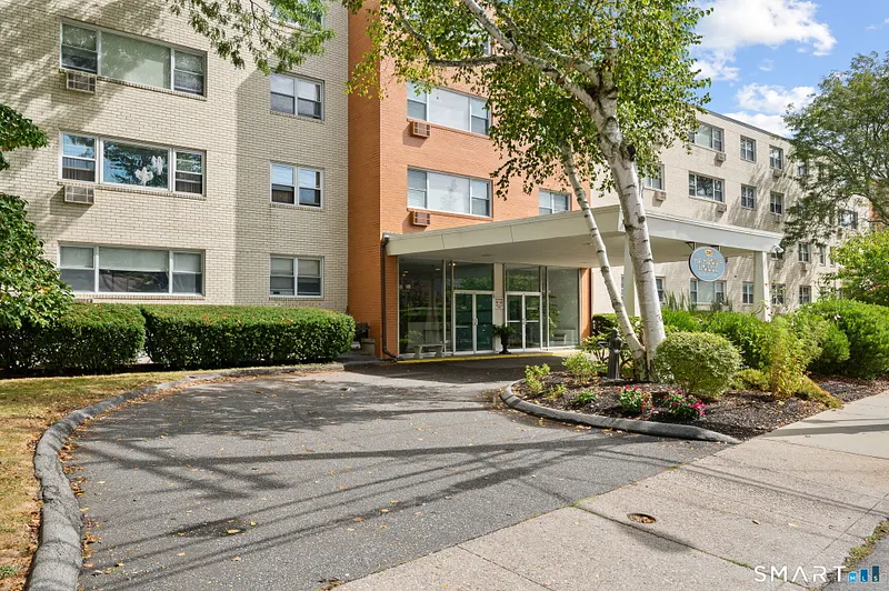 292 Pequot Avenue  #B2 Photo 2