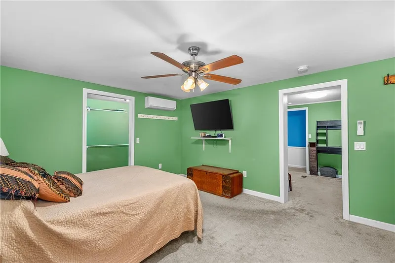 464 Gardiner Road #103 Photo 18