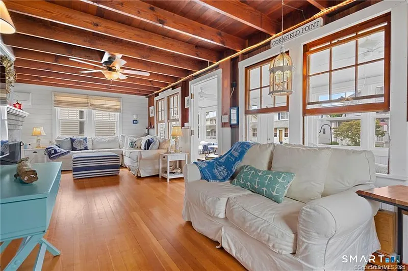 36 White Sands Beach Road Photo 5