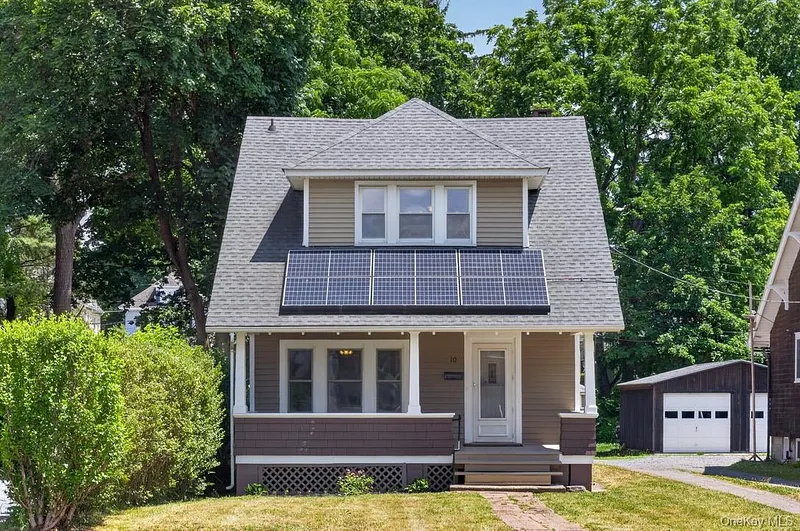 10 S Grand Avenue Photo 2