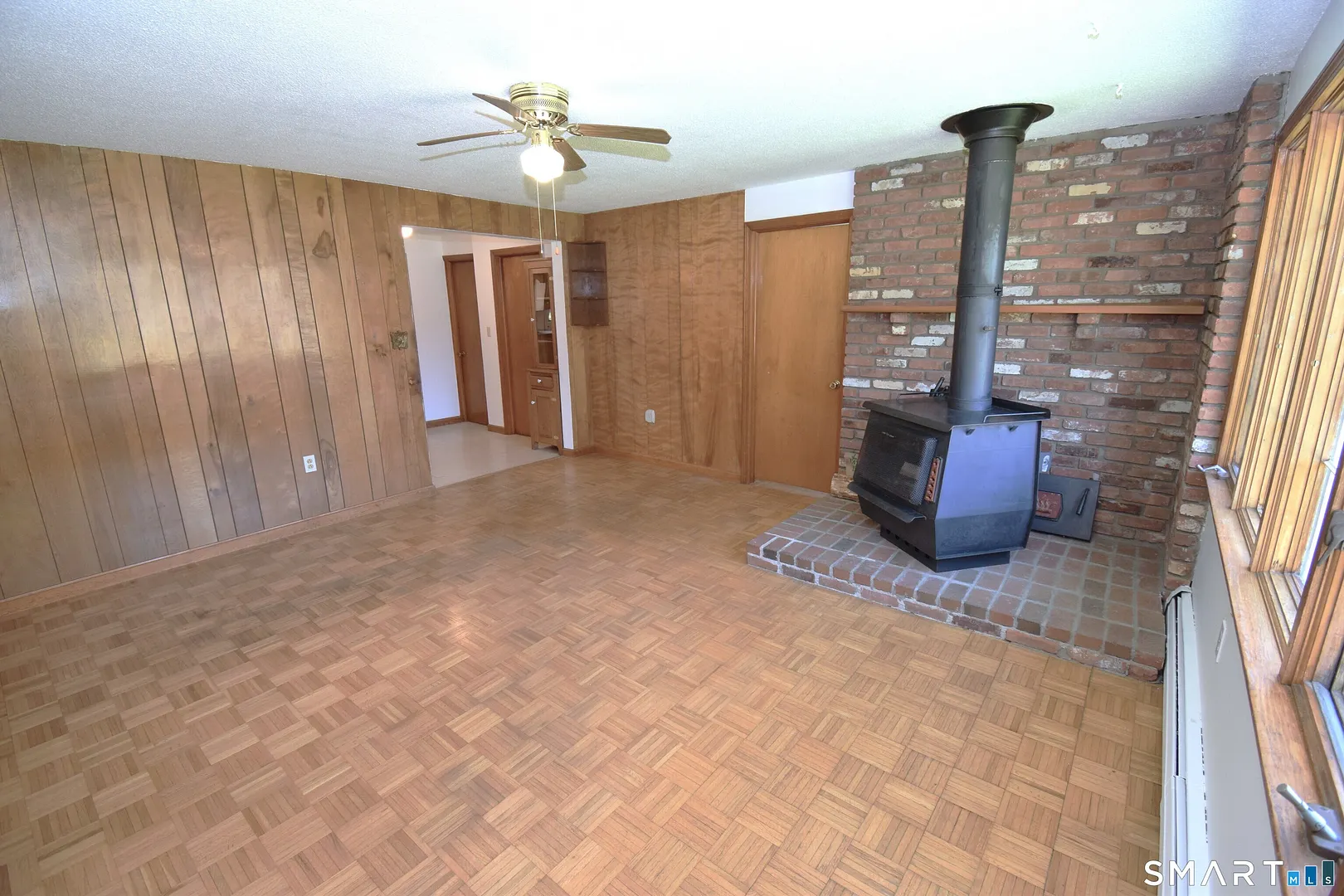 273 Horse Pond Road Photo 5