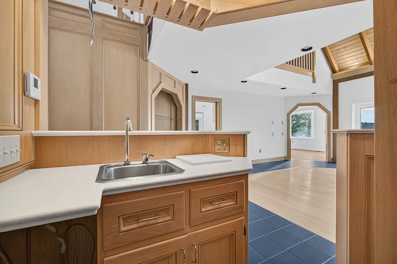 87 Cove Road Photo 12