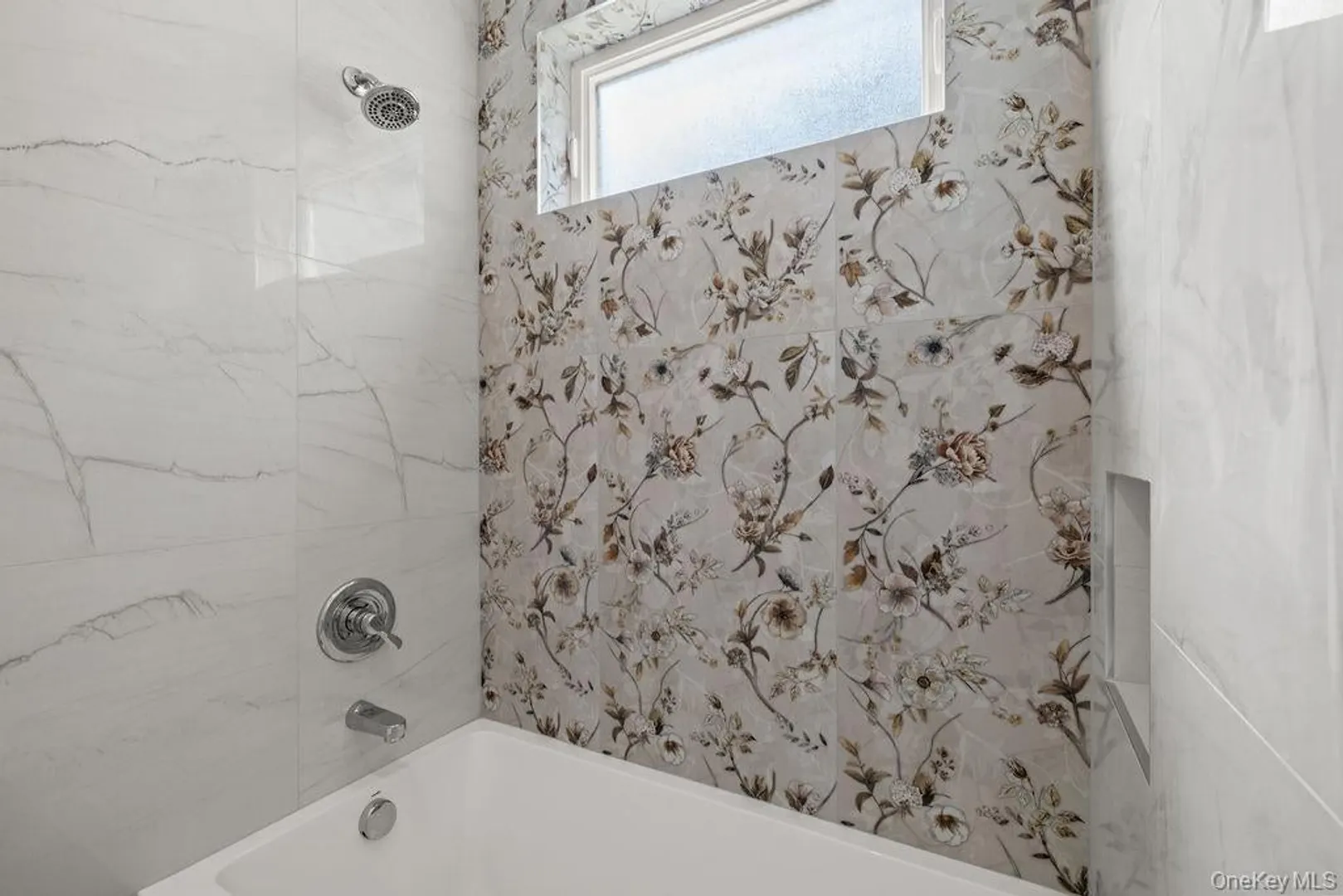 111 S Lake Street  #101 Photo 32