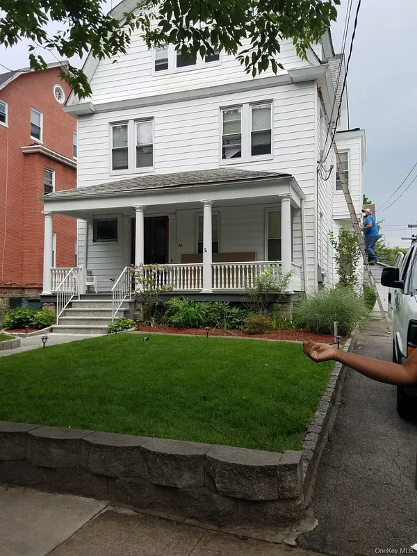 23 Cottage Avenue Photo 3
