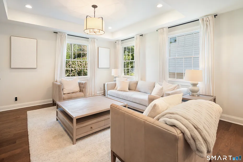 11 Highland Avenue Photo 17