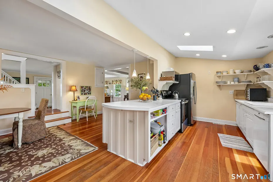 153 Middle Beach Road Photo 10