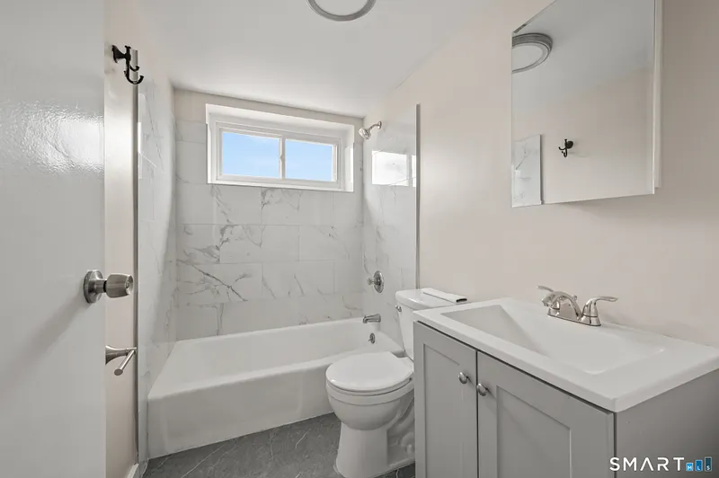 1795 North Avenue Photo 19