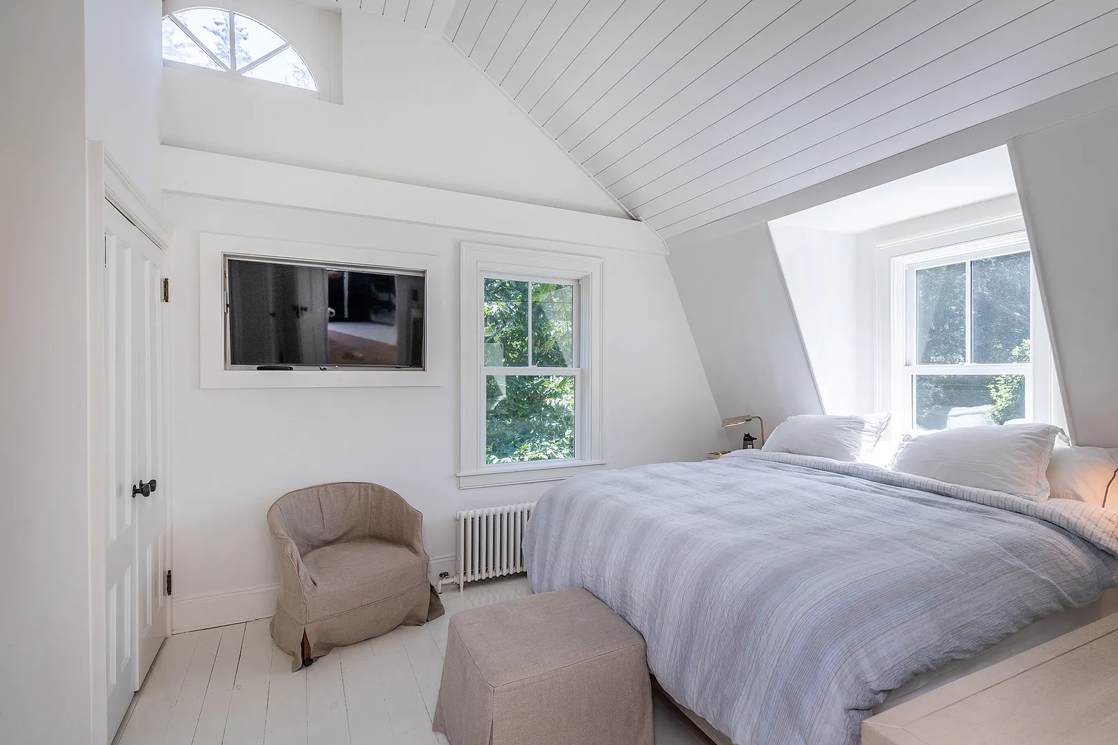 135 Wykeham Road Photo 20