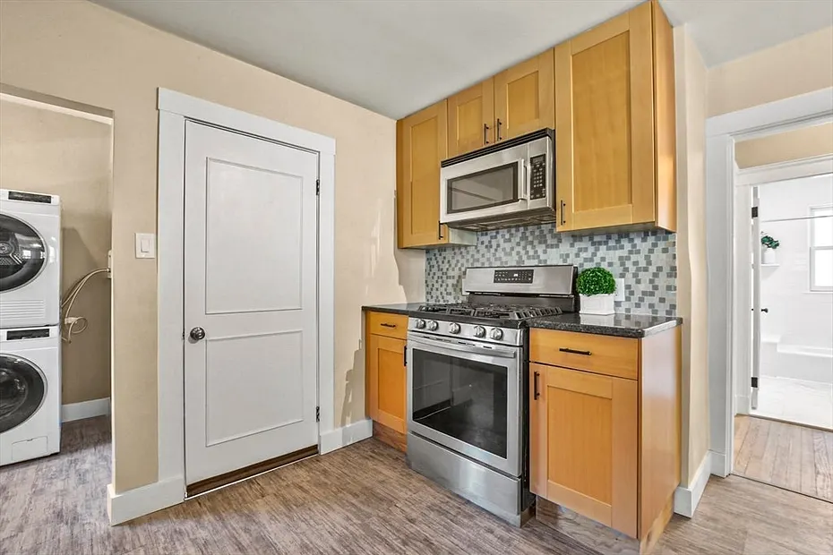 47 Upland Road #47 Photo 12