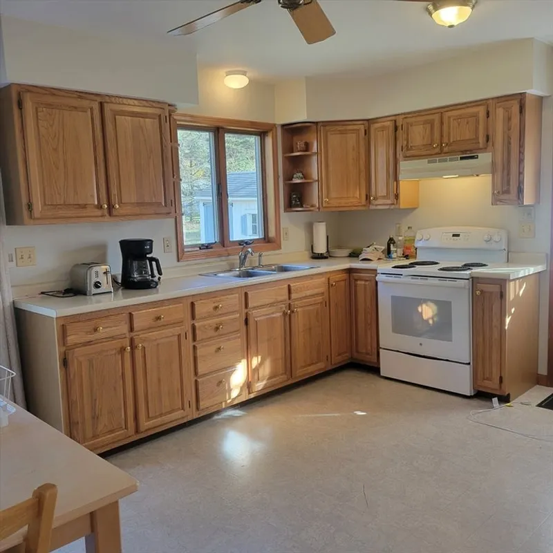 4 Joelle Terrace Photo 2