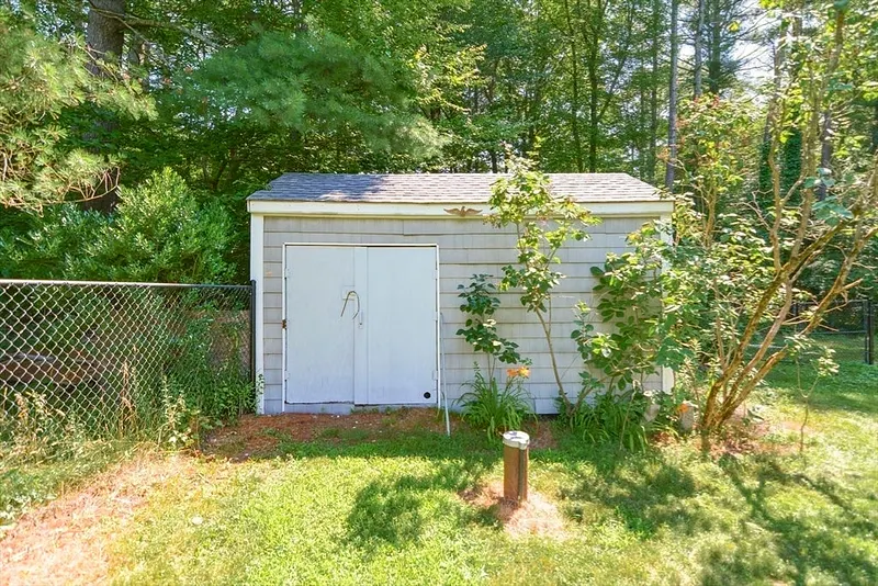 116 City Depot Rd Photo 33