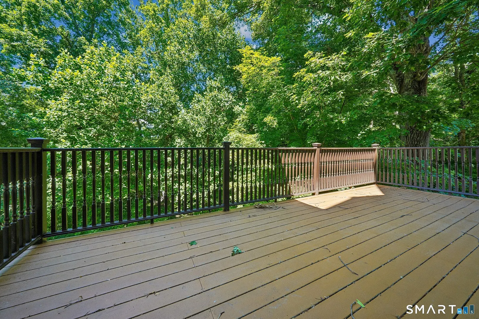 132 East Hunting Ridge Road Photo 9