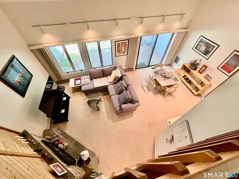 480 Evergreen Road Photo 2