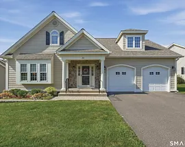 32 Dogwood Court #32