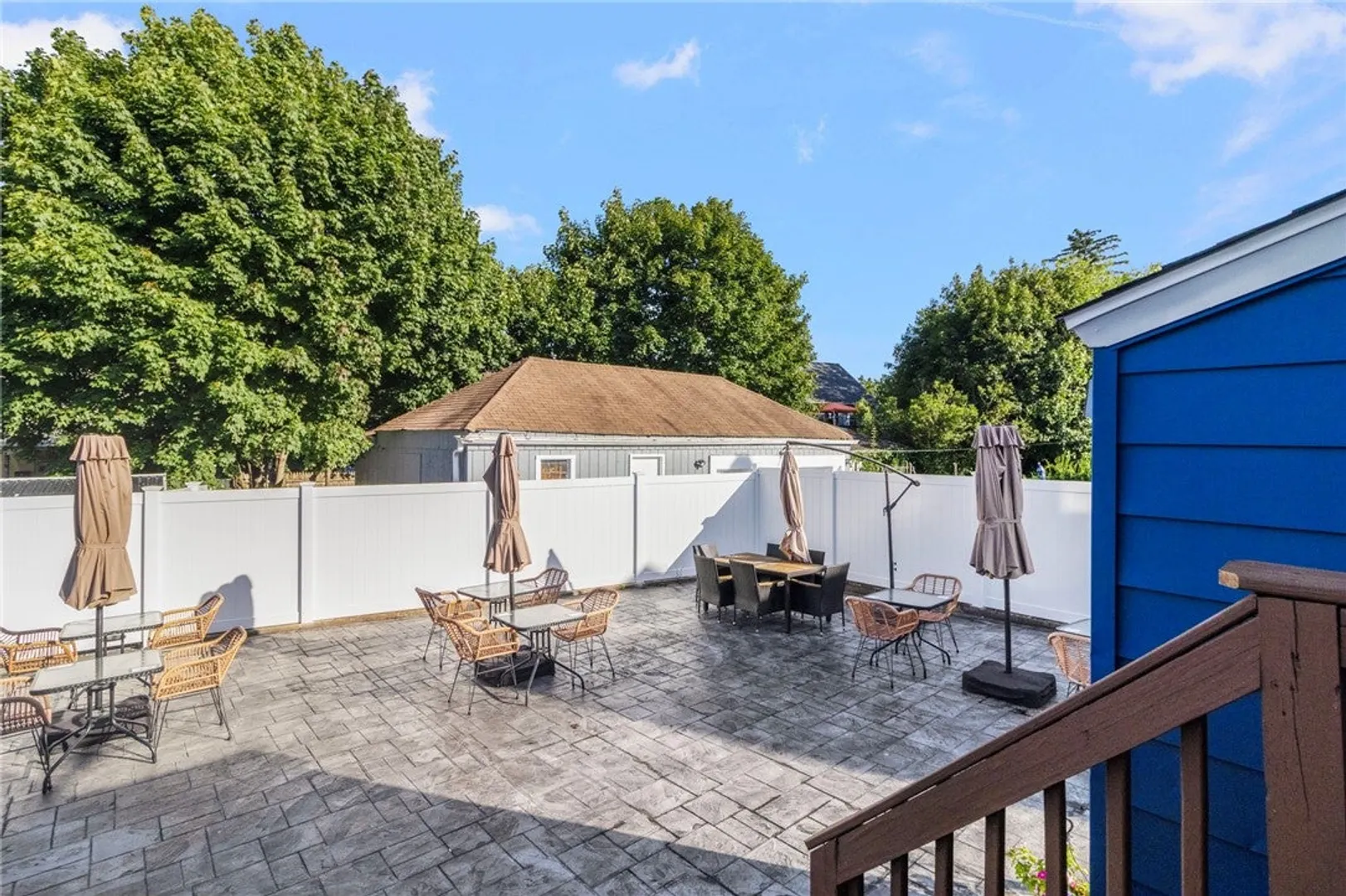 681 Providence Street Photo 40