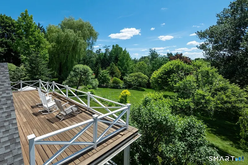 243 Wells Hill Road Photo 32