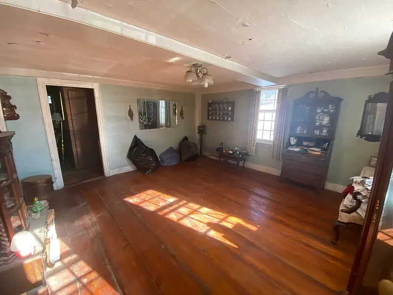 473 High St Photo 9