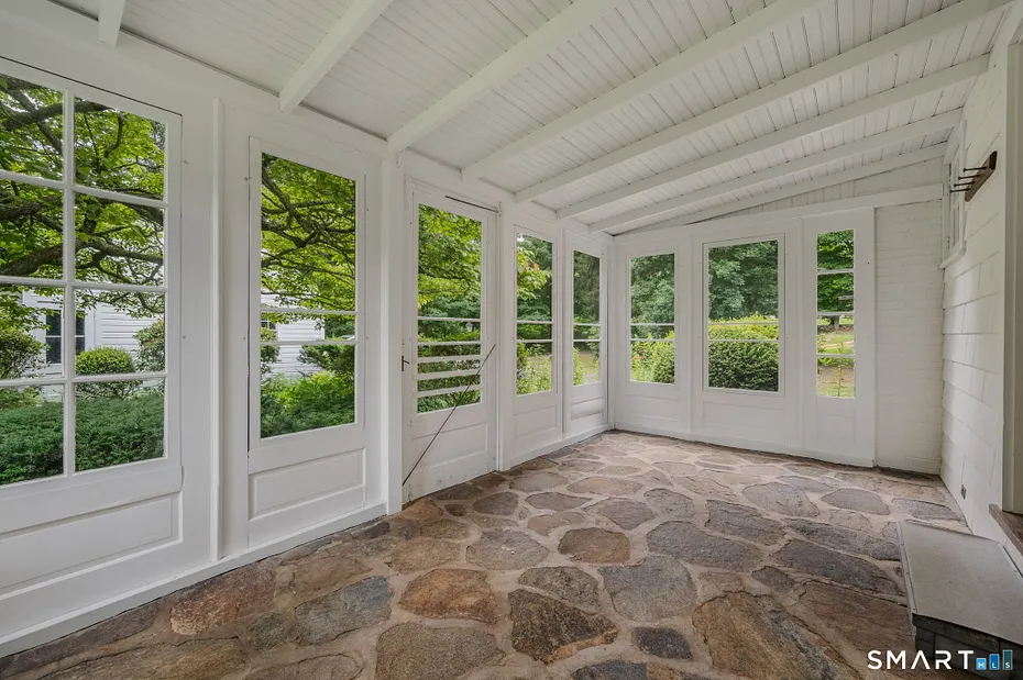 155 Hamburg Road Photo 9