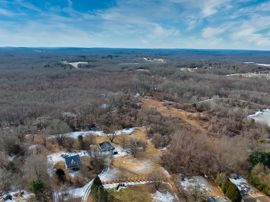 523 Voluntown Road Photo 11