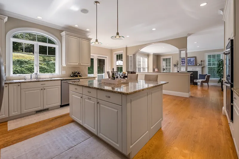 6 Whippletree Lane Photo 12