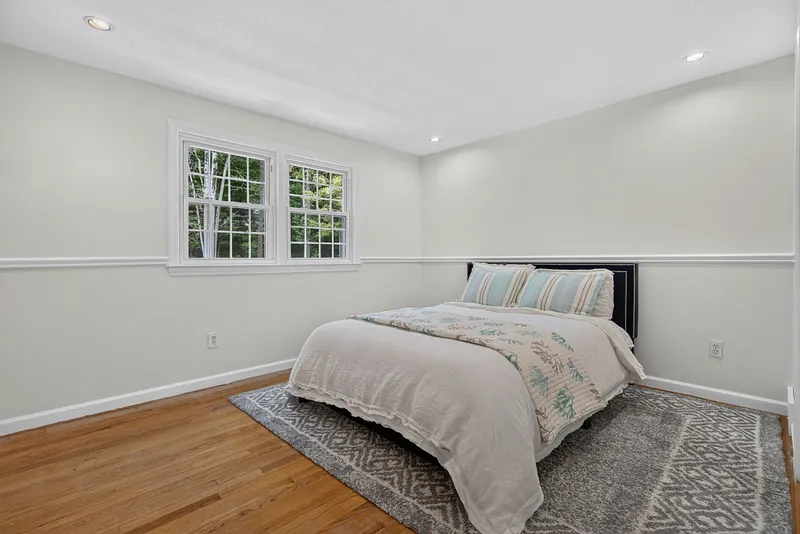 42 Concord Drive Photo 23