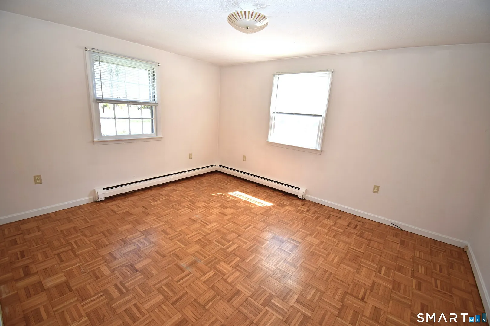 273 Horse Pond Road Photo 26
