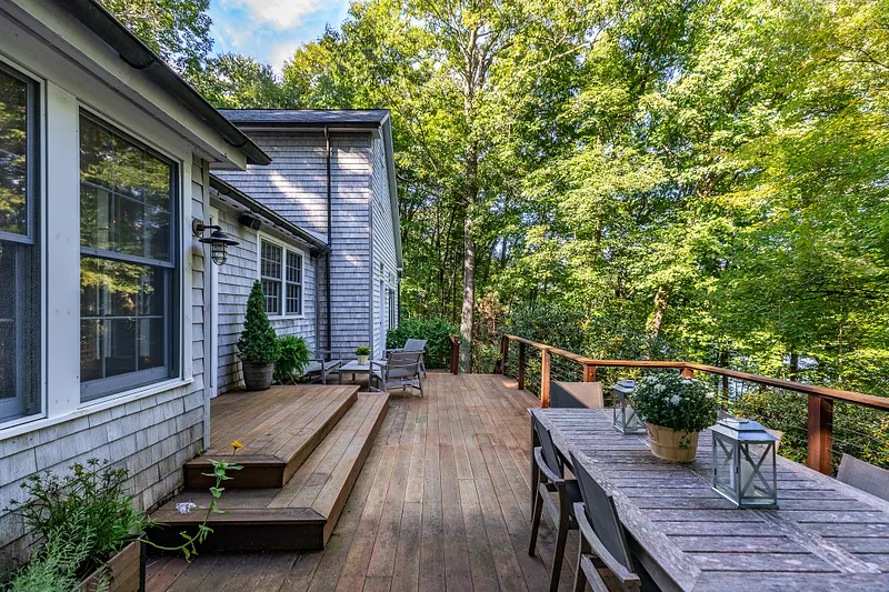 130 Lake Drive Photo 25