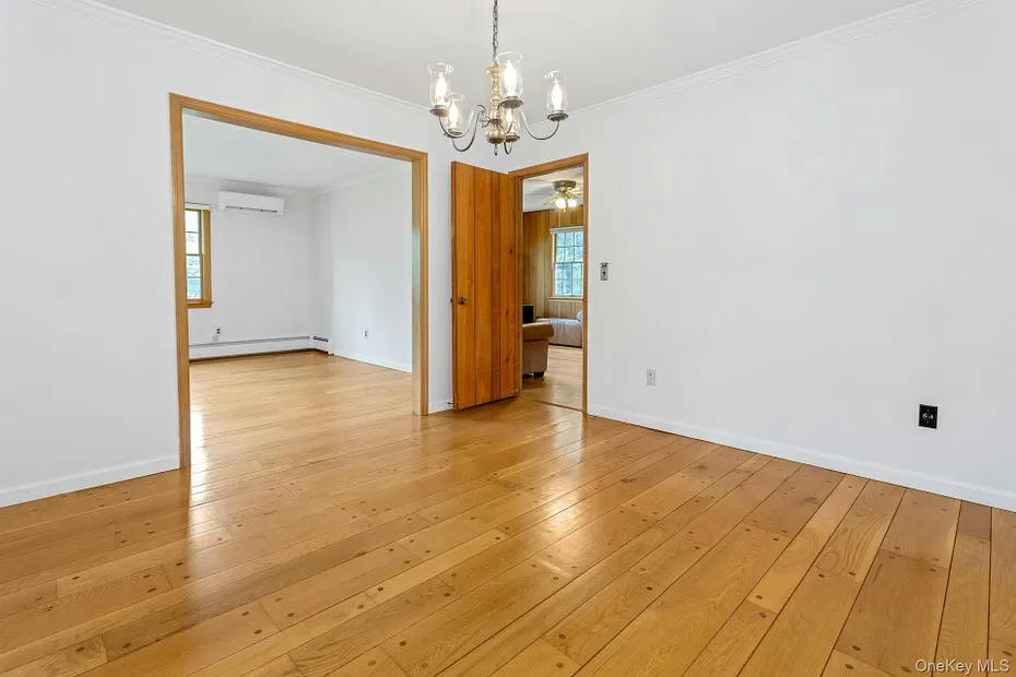5 Spruce Pond Lane Photo 7