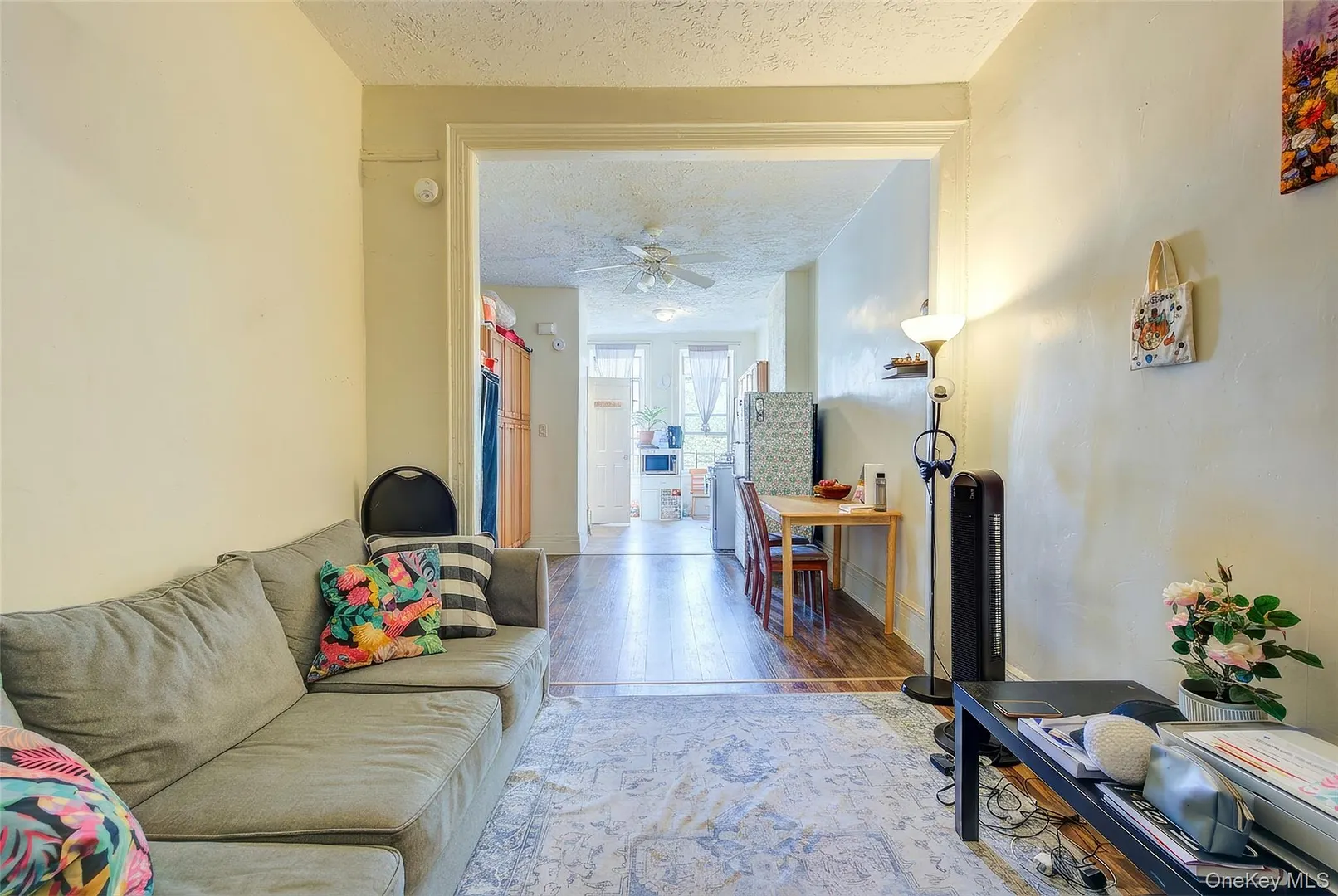 1718 Himrod Street Photo 2
