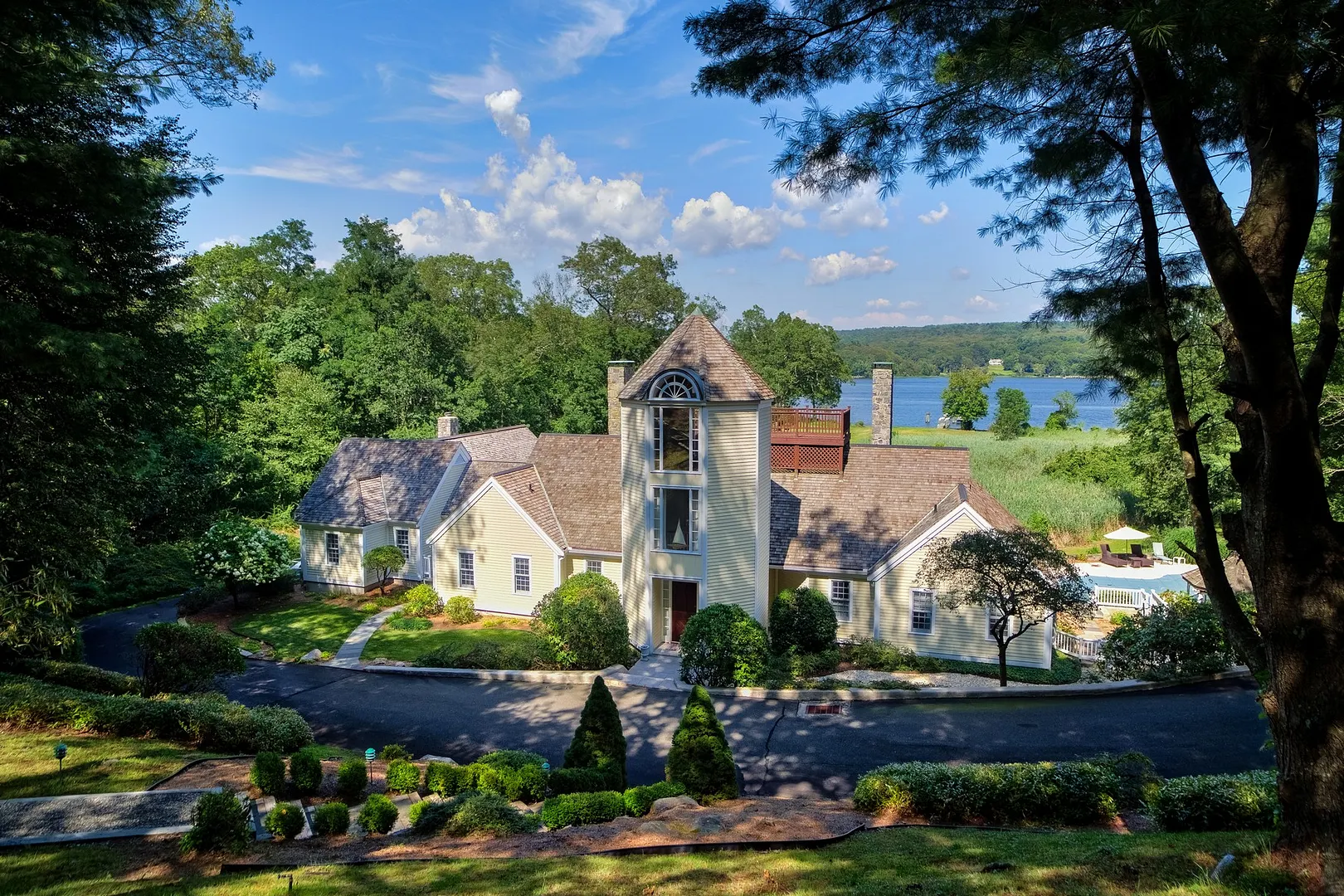 381 River Road Photo 1