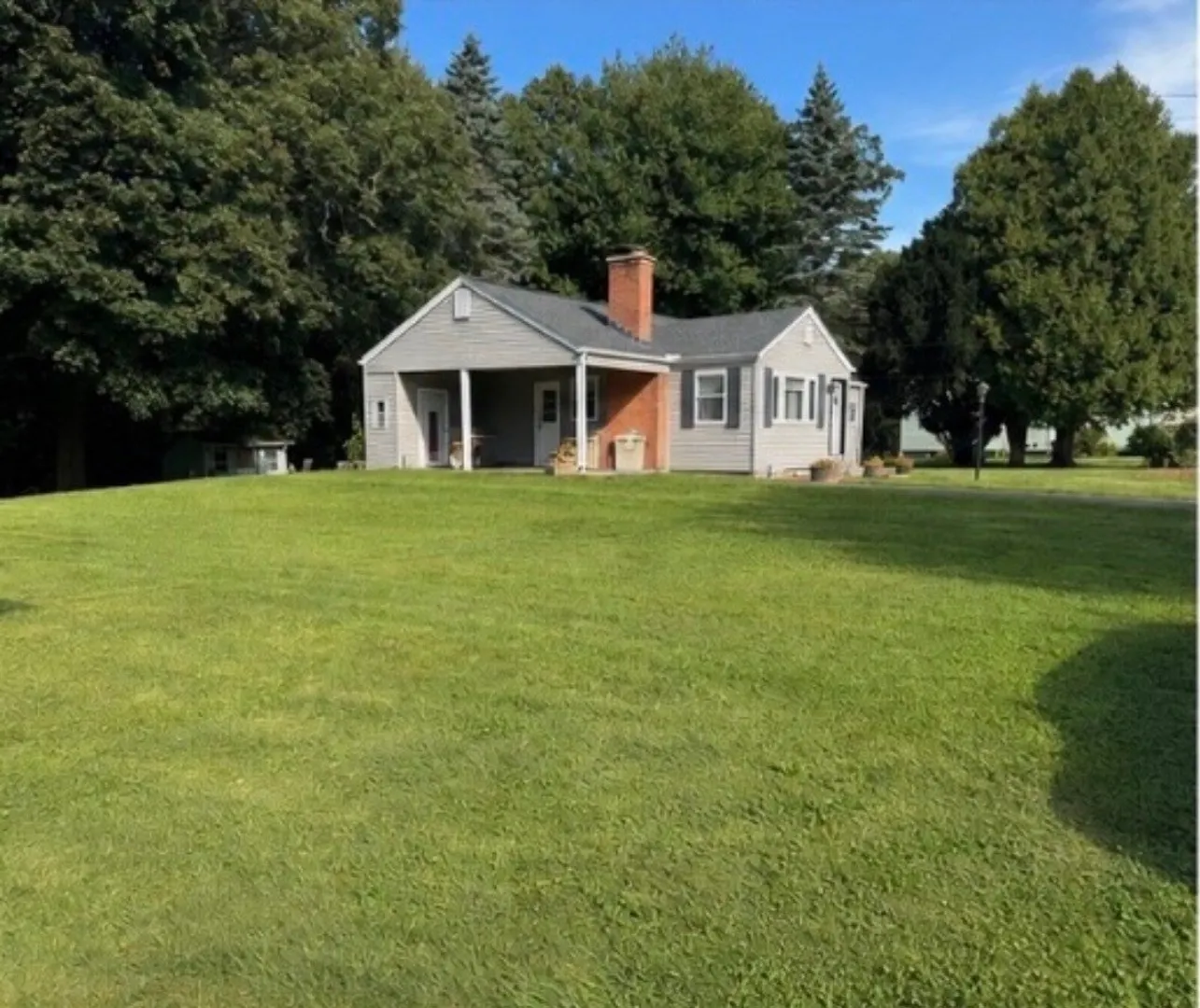 143 Skyridge Street Photo 3