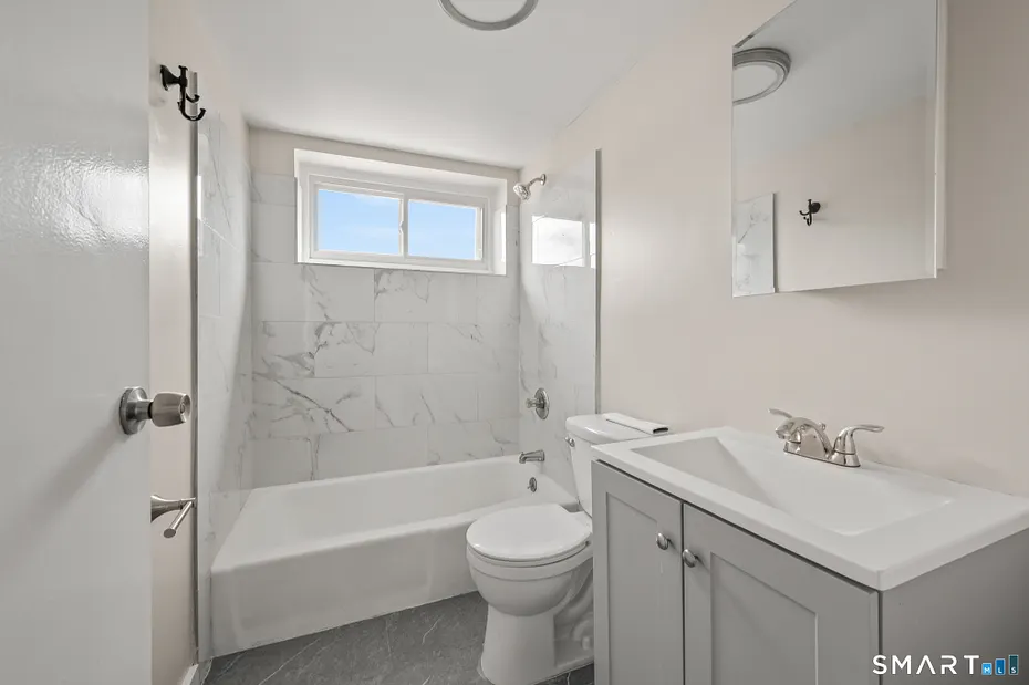 1795 North Avenue Photo 19