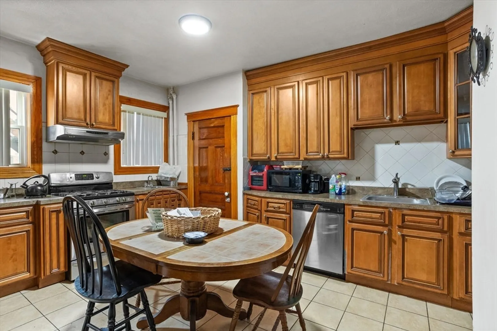 7 Brenton St Photo 9