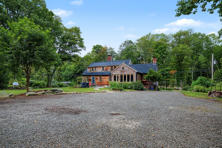 150 Race Hill Road Photo 5