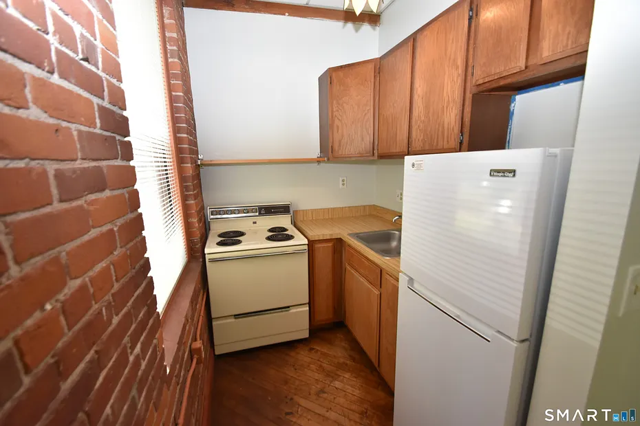 222 Williams Street East  #331 Photo 11